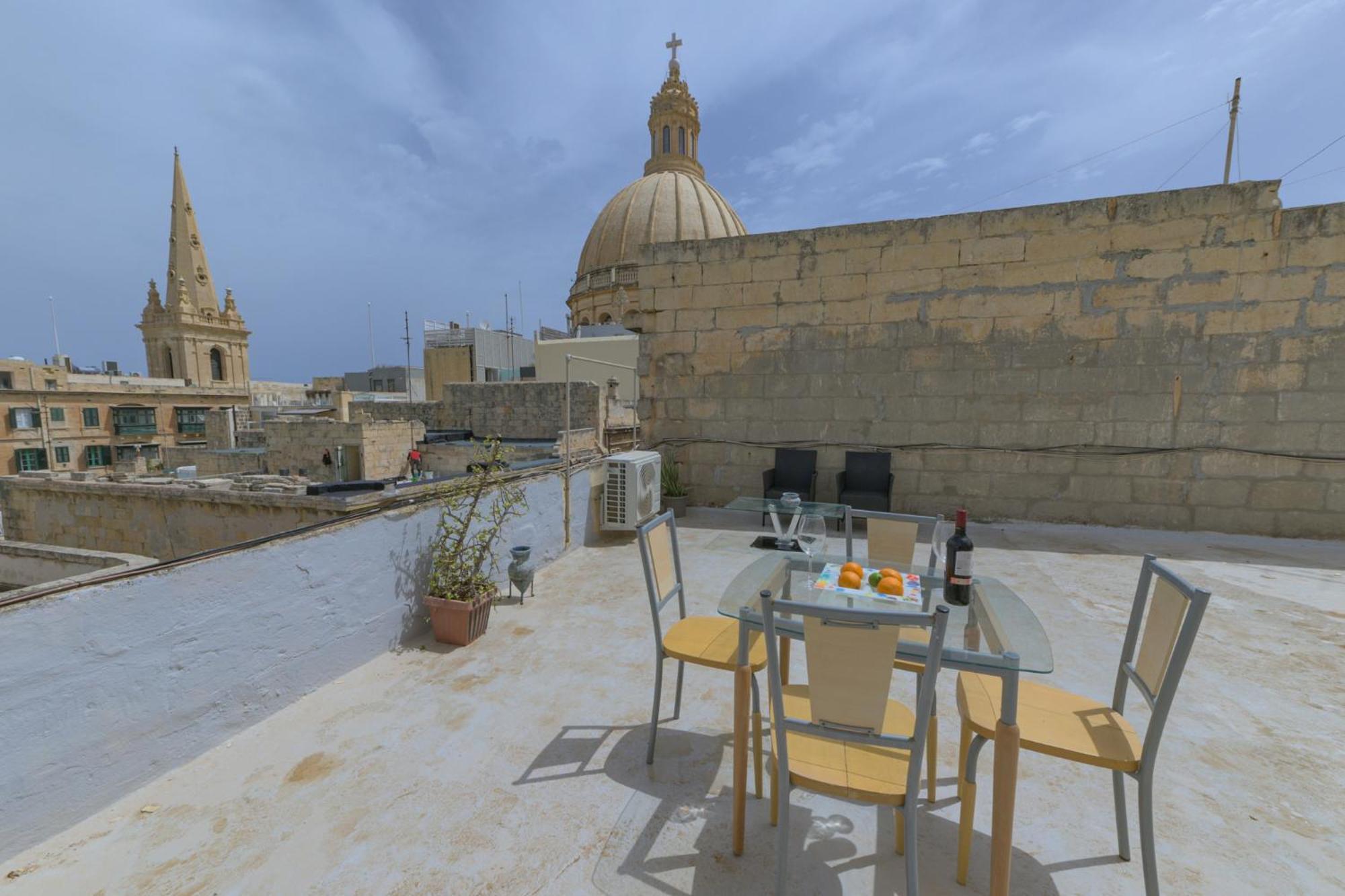 New 1 Bedroom Apartment In Valletta City Centre With Terrace And Views Buitenkant foto